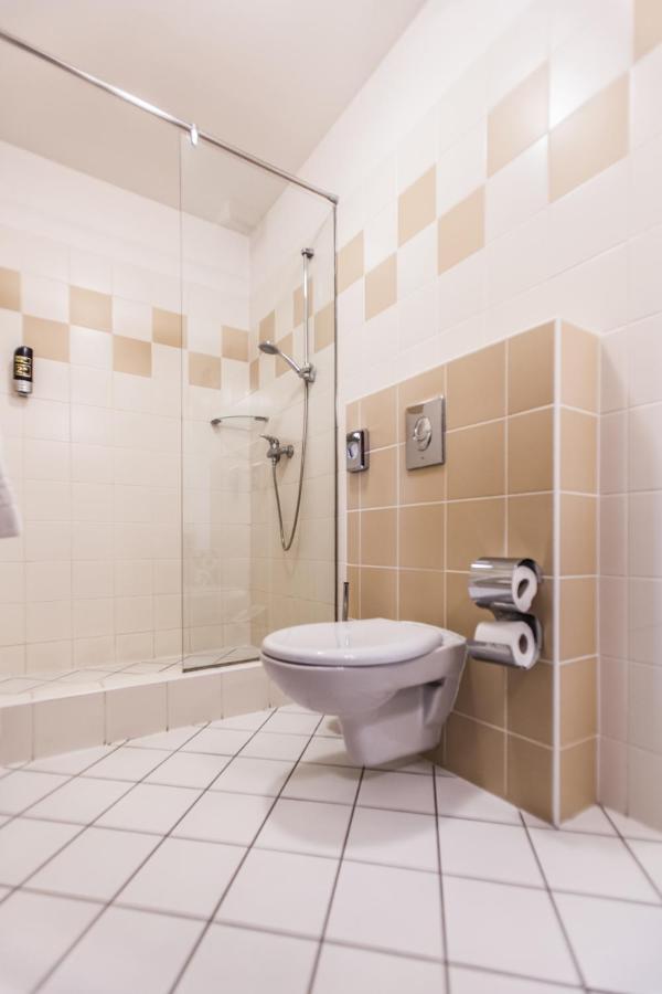 Hotel Vinar - Bed & Breakfast Kurdejov Exterior photo